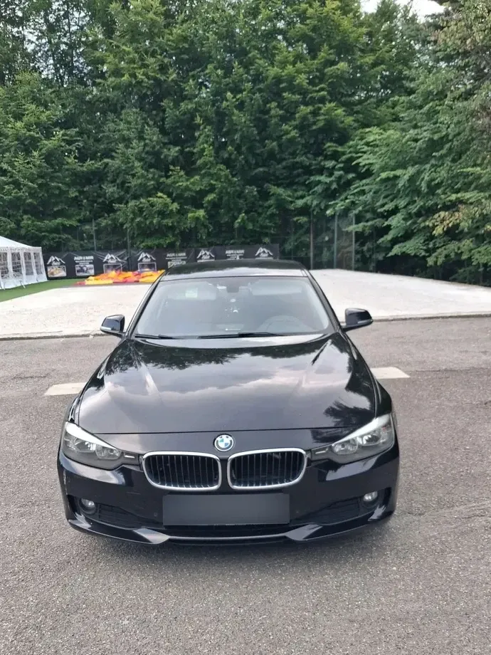 BMW Seria 3 F30/F31/F34 318d Blue Performance — imagine 3