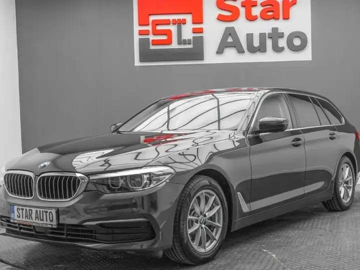 BMW Seria 5 G30/G31 520d Aut. Sport Line