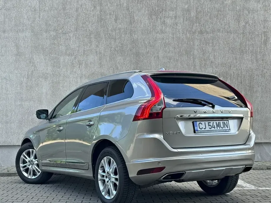 Volvo XC 60 I D4 Geartronic Summum — imagine 6