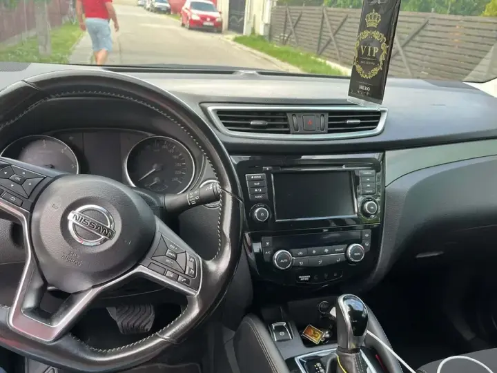 Nissan Qashqai 1.7 dCi Xtronic ALL-MODE 4x4i TEKNA