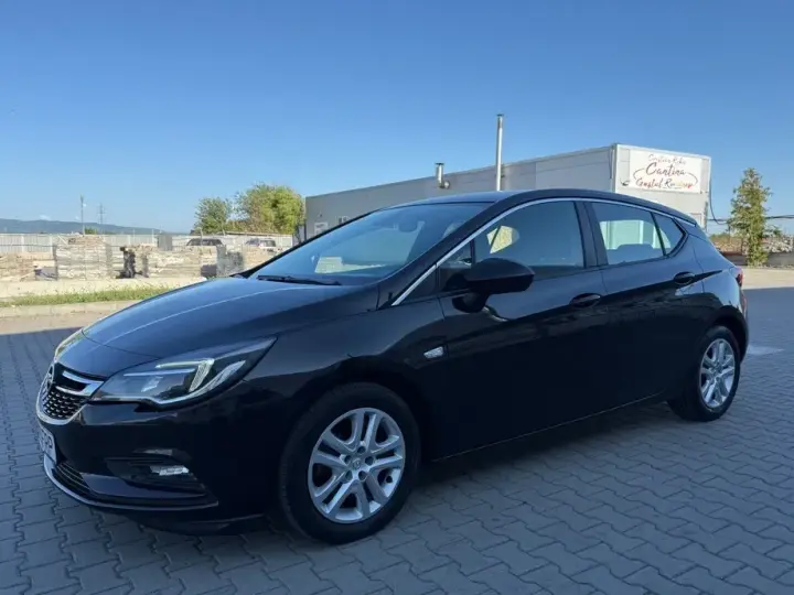 Opel Astra K