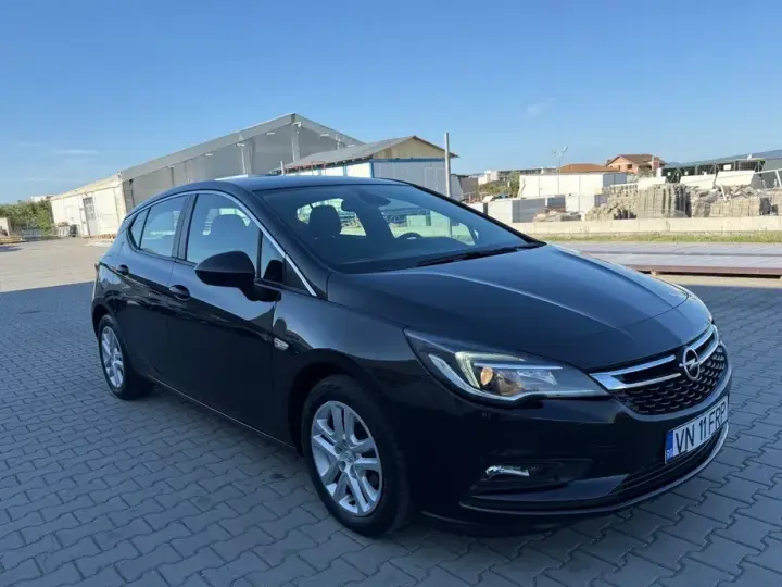 Opel Astra K
