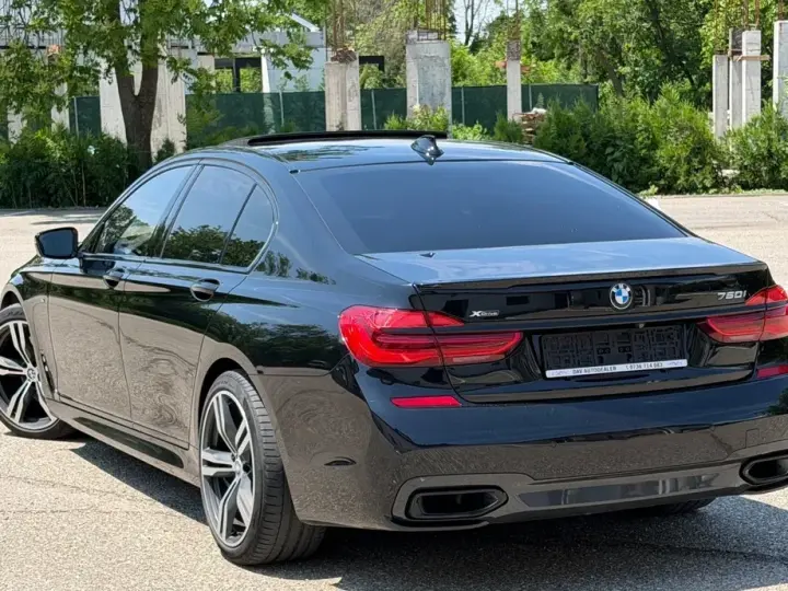 BMW Seria 7 G11/G12