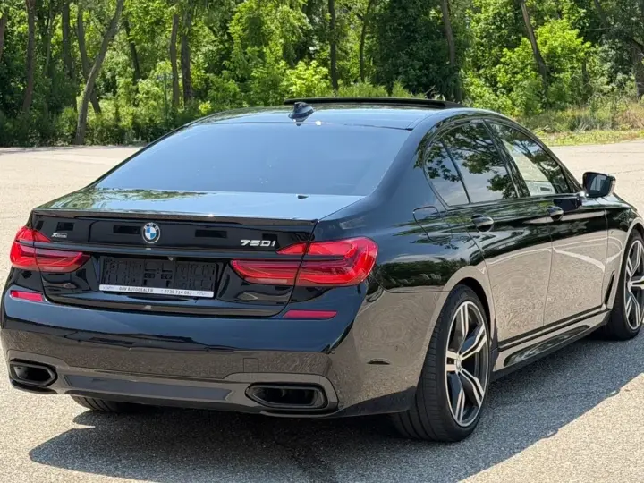 BMW Seria 7 G11/G12