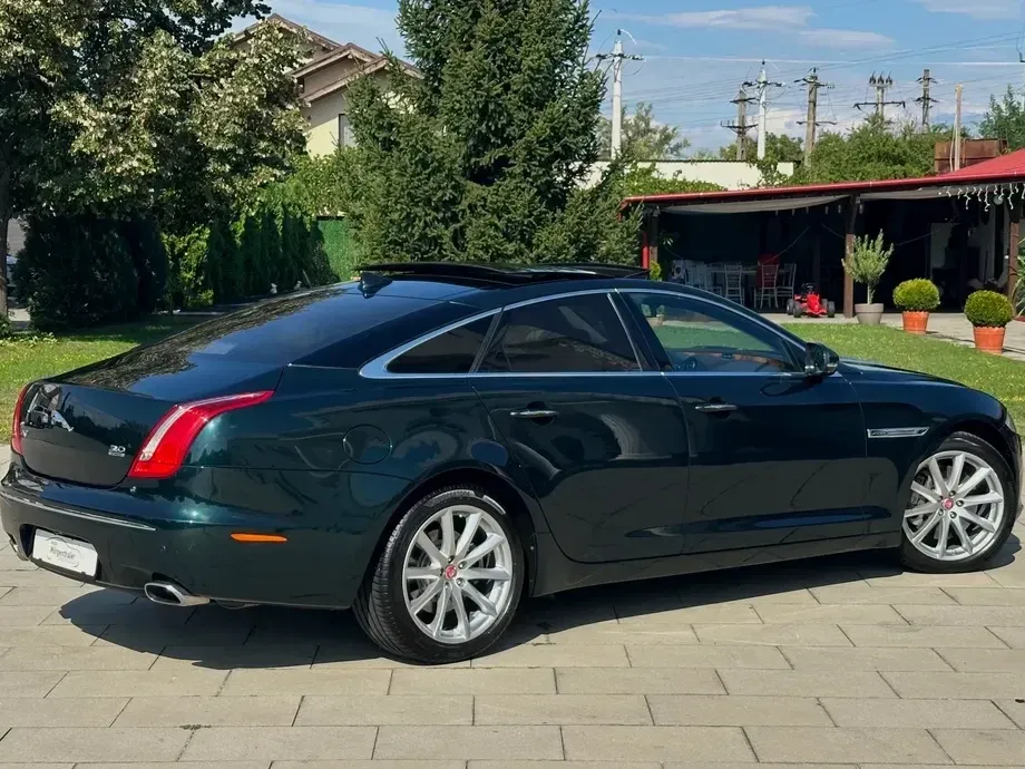 Jaguar XJ 3.0 V6 Kompressor Portfolio — imagine 4