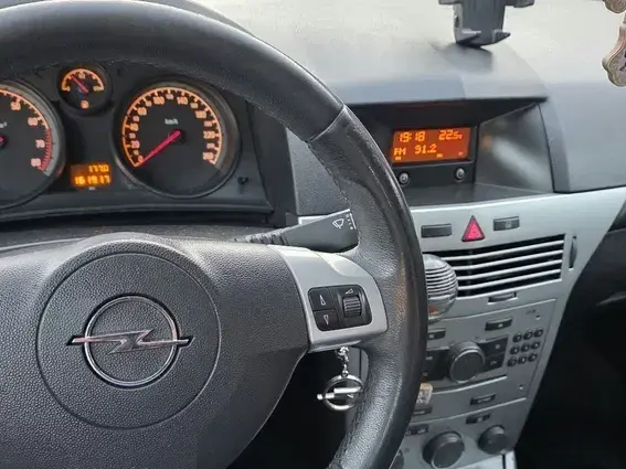 Opel Astra J 1.6