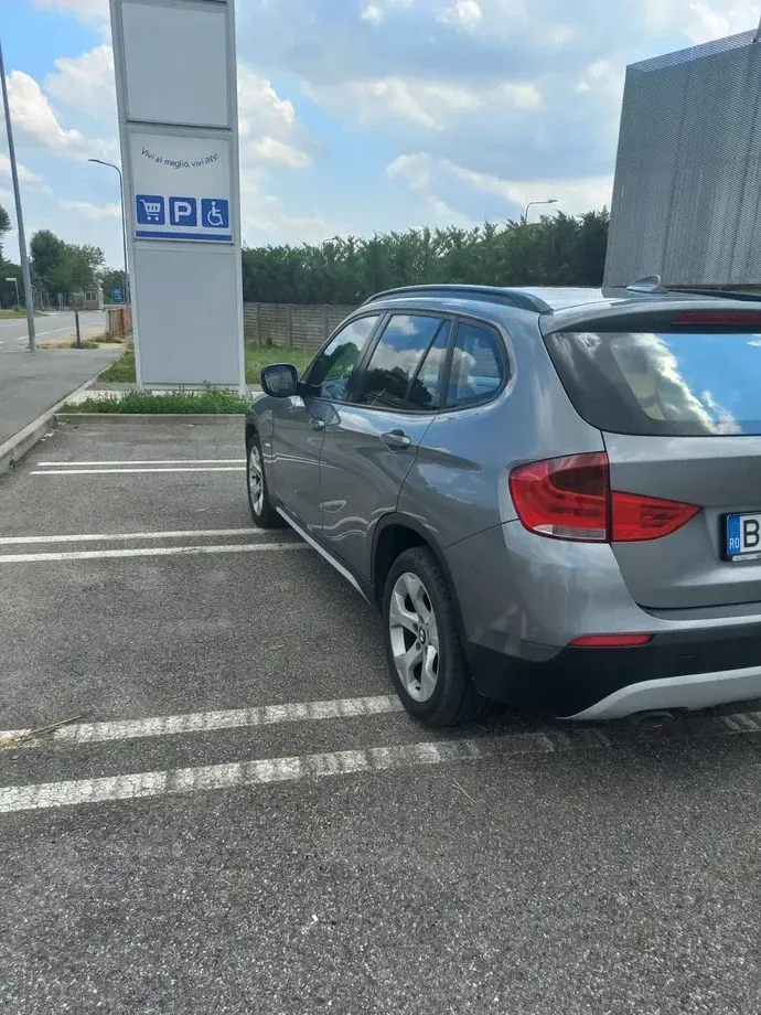 BMW X1 E84 xDrive18d — imagine 4