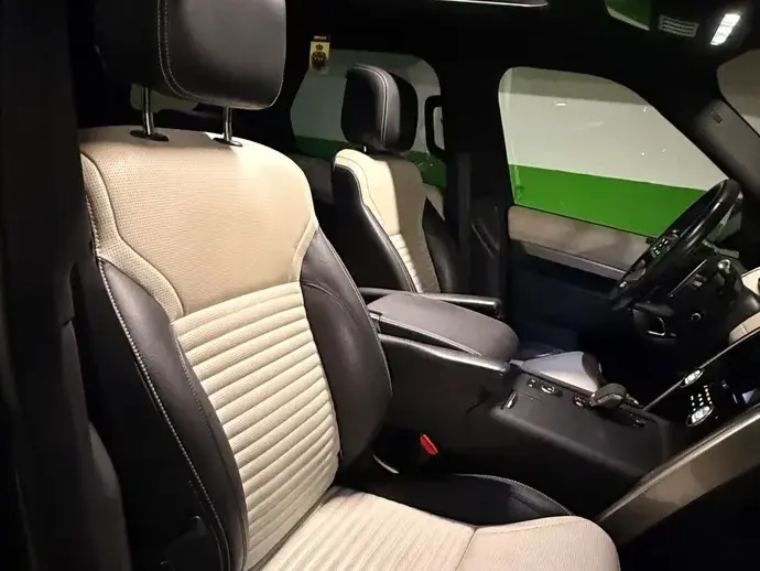 Land Rover Discovery V 3.0D 250 MHEV R-Dynamic SE