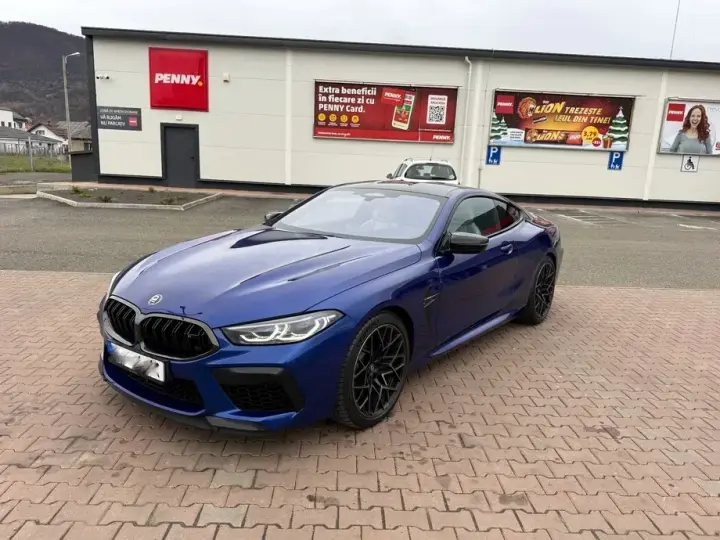 BMW M8