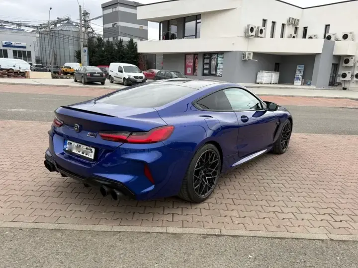 BMW M8