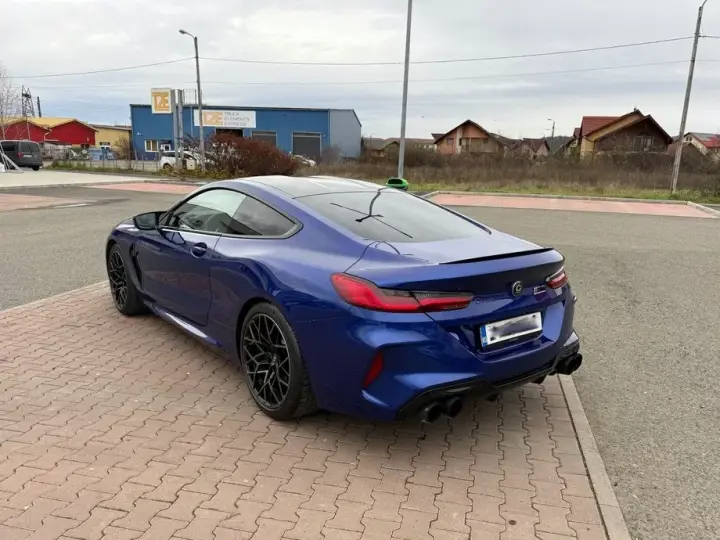 BMW M8