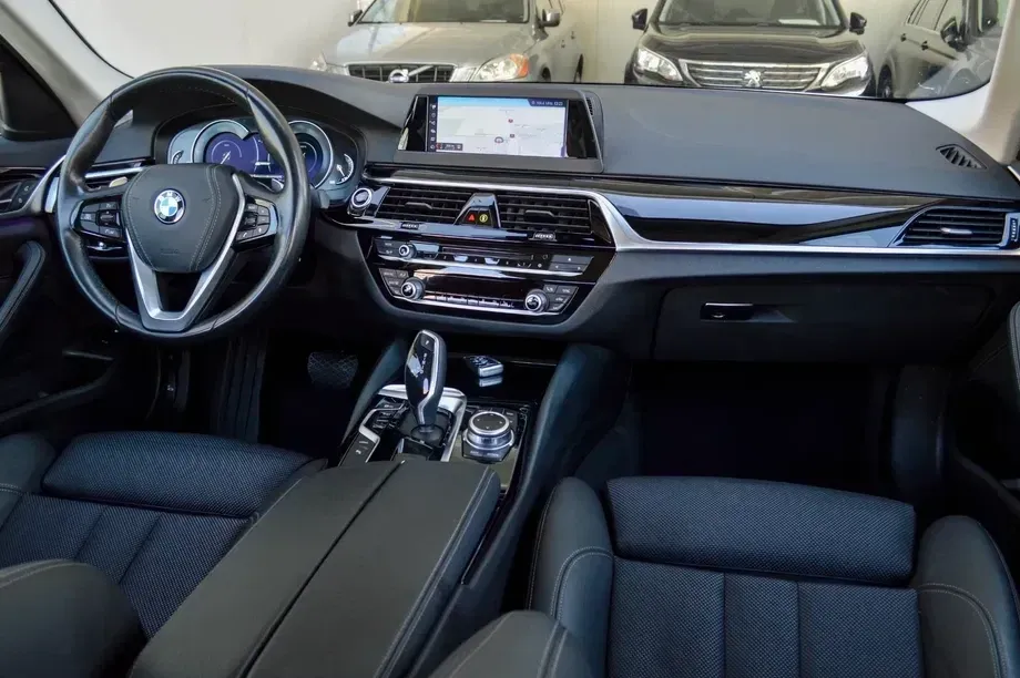 BMW Seria 5 G30/G31 530e Aut. Luxury Line — imagine 5