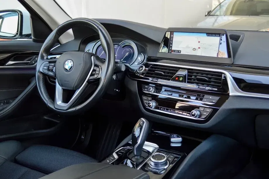 BMW Seria 5 G30/G31 530e Aut. Luxury Line — imagine 4