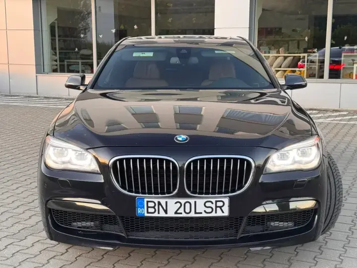 BMW Seria 7 F01/F02 740i Aut.