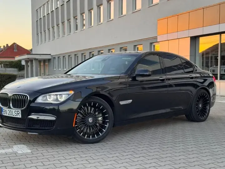 BMW Seria 7 F01/F02 740i Aut.