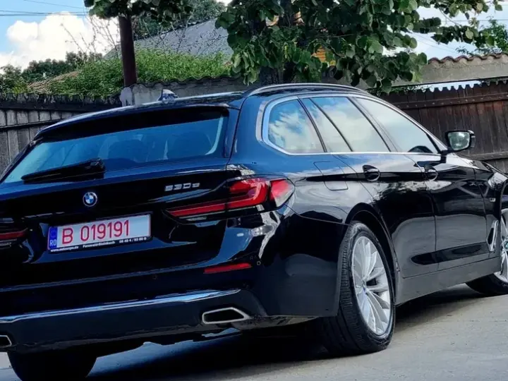 BMW Seria 5 G30/G31 530e Aut. Luxury Line