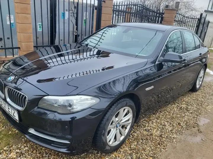 BMW Seria 5 F10/F11/F07 520d Aut.