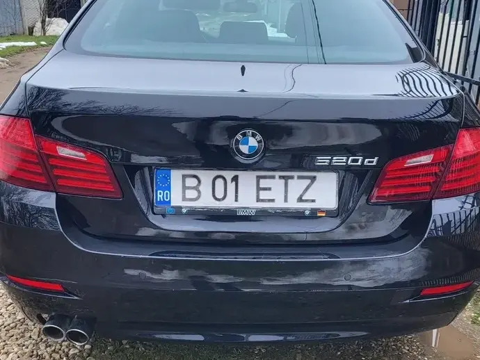 BMW Seria 5 F10/F11/F07 520d Aut.