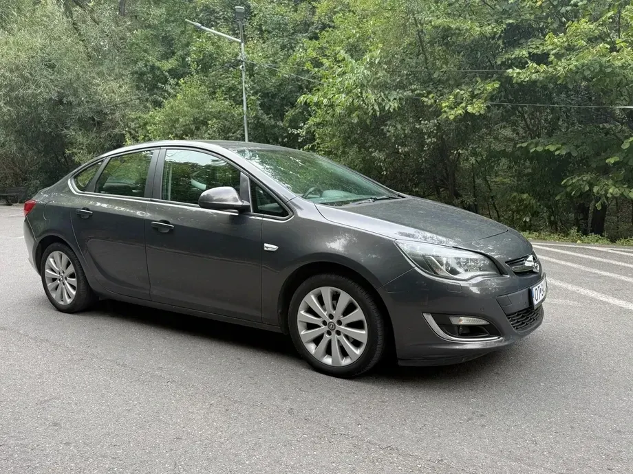 Opel Astra J 1.4 ECOTEC Turbo Start/Stop Enjoy — imagine 2
