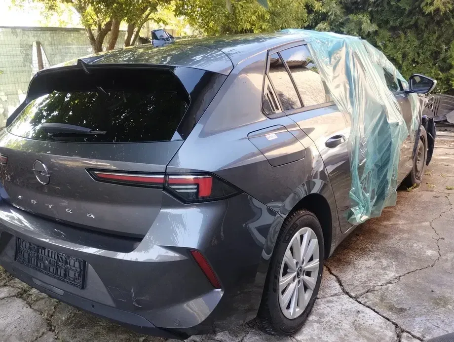 Opel Astra L 1.5L Start/Stop AT8 Edition — imagine 5