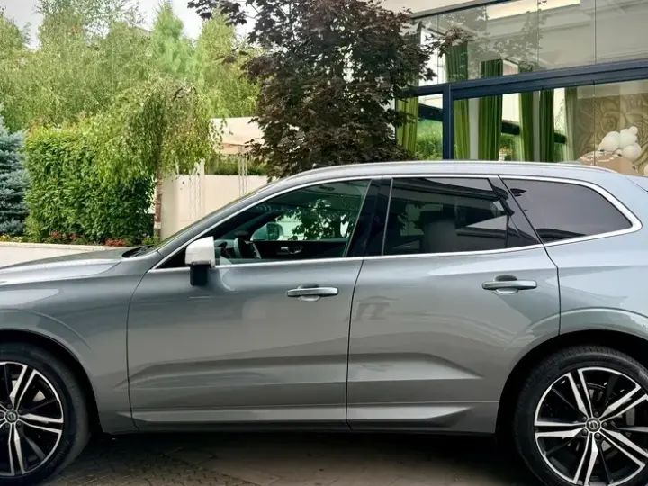 Volvo XC 60 II B5 D AWD Geartronic RDesign
