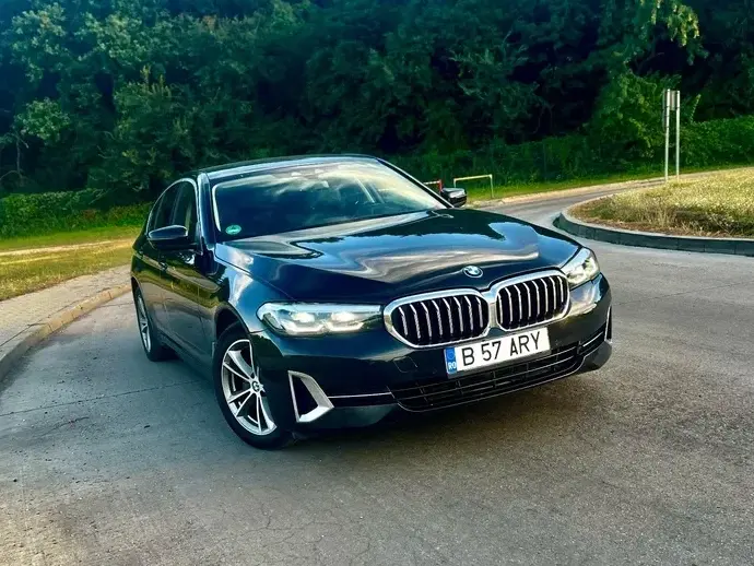 BMW Seria 5 G30/G31 520i AT