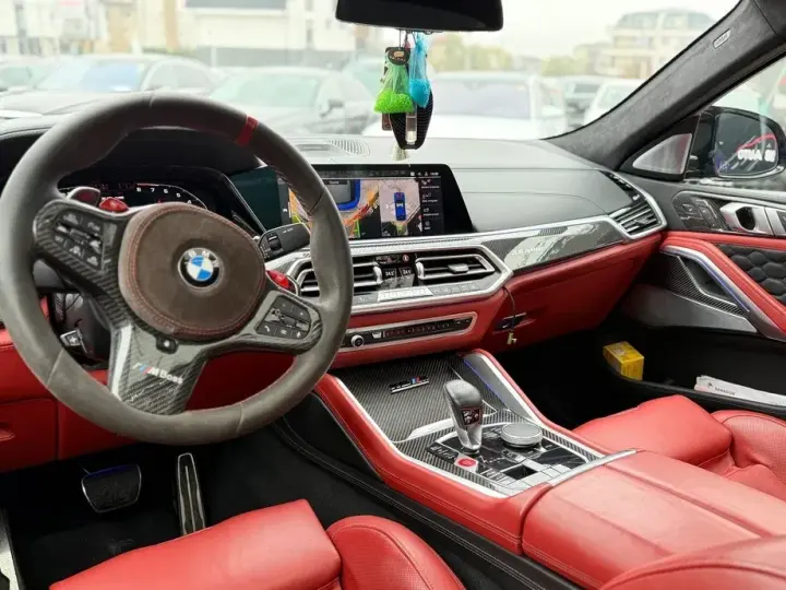 BMW X6 M G06