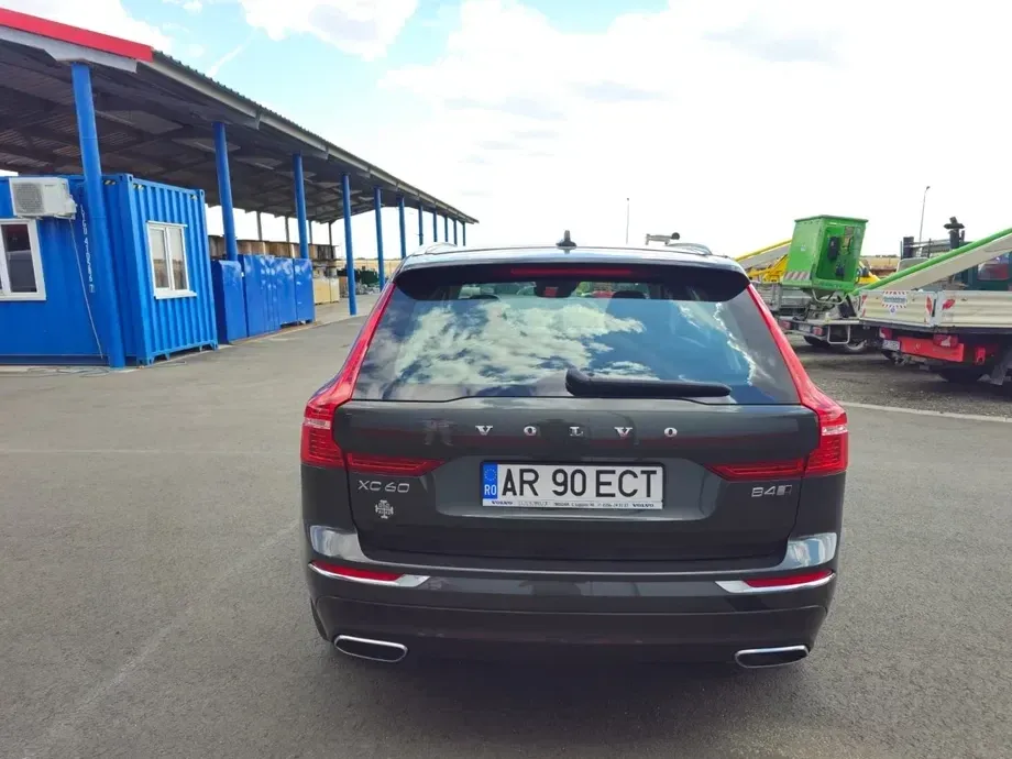 Volvo XC 60 II B4 MHEV AWD Inscription — imagine 5