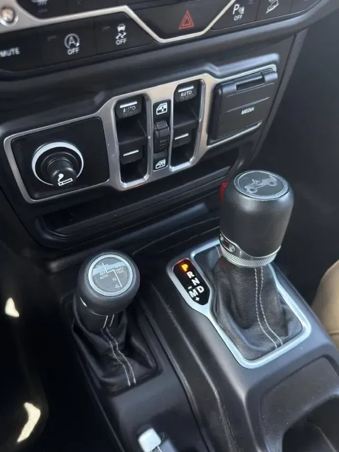 Jeep Wrangler — imagine 6