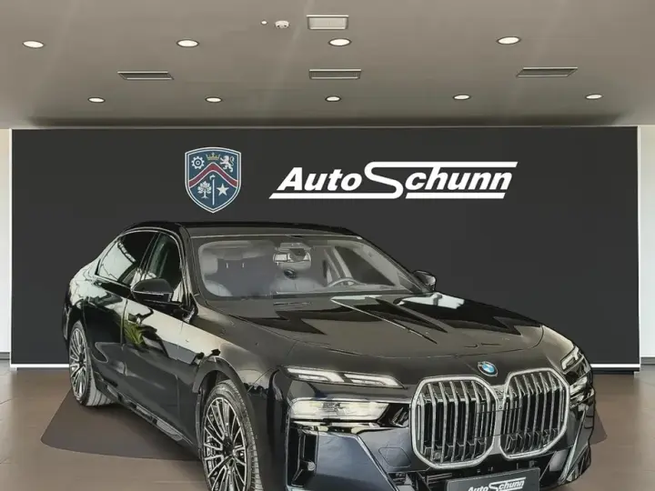 BMW Seria 7 G70