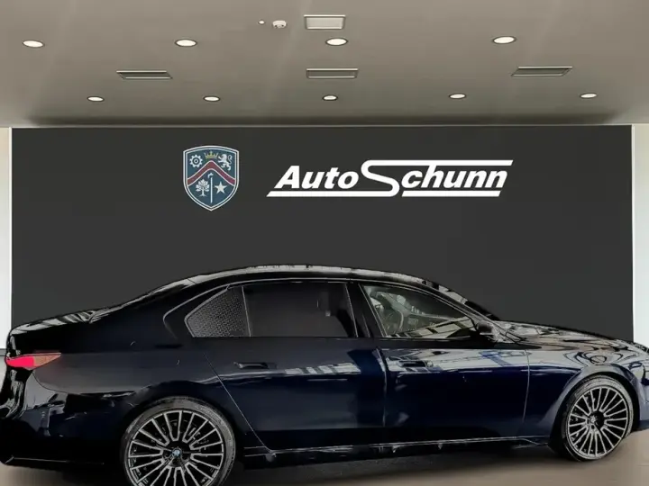 BMW Seria 7 G70
