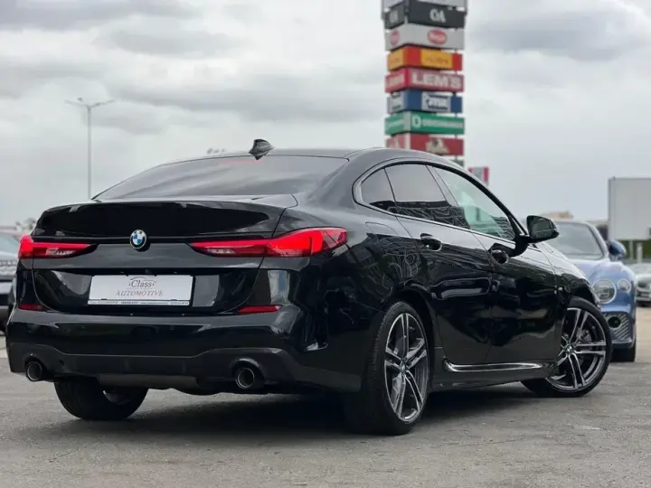 BMW Seria 2 220d xDrive AT