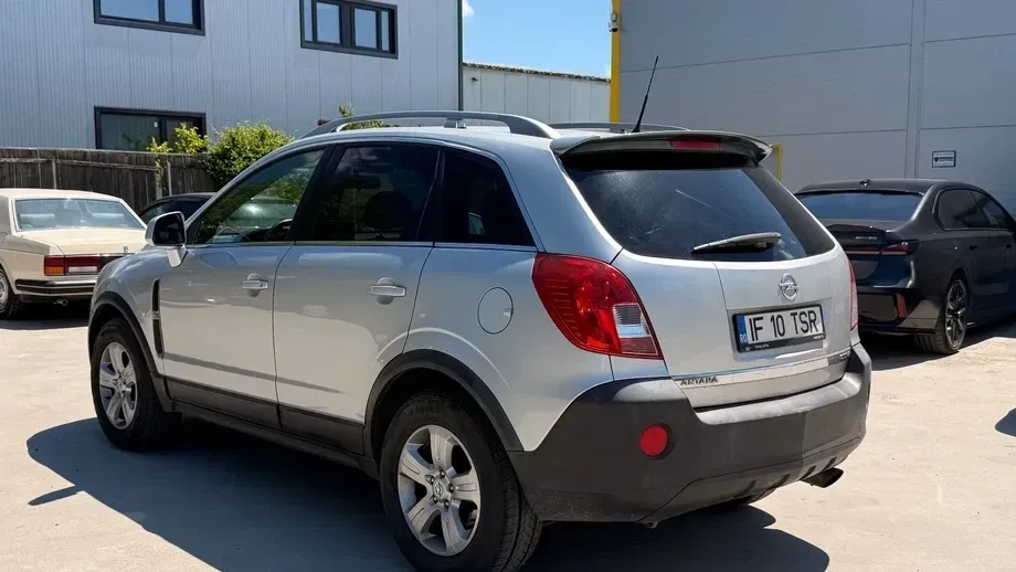 Opel Antara 2.2 ECOTEC AWD Cosmo Aut. — imagine 4