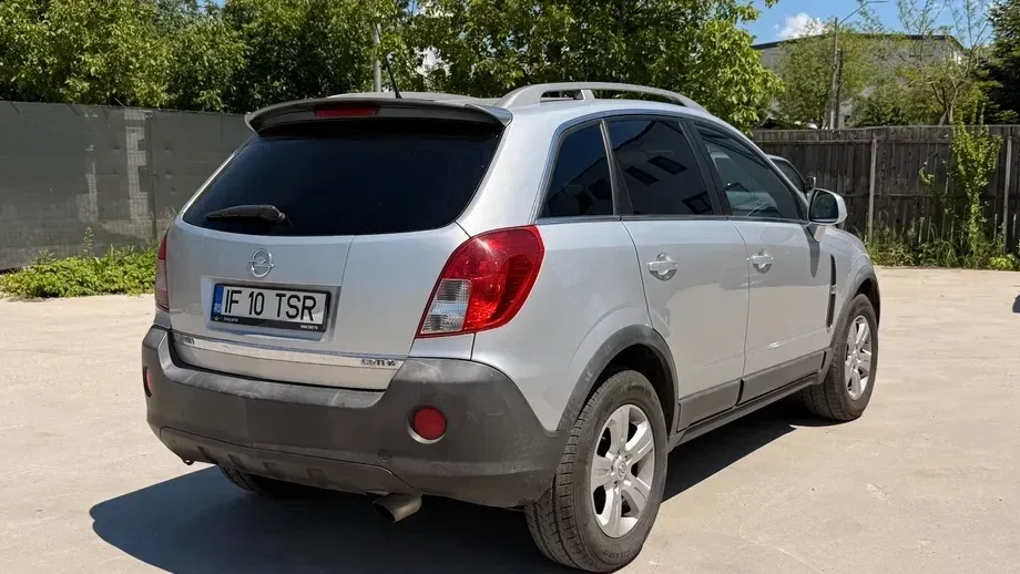 Opel Antara 2.2 ECOTEC AWD Cosmo Aut. — imagine 3