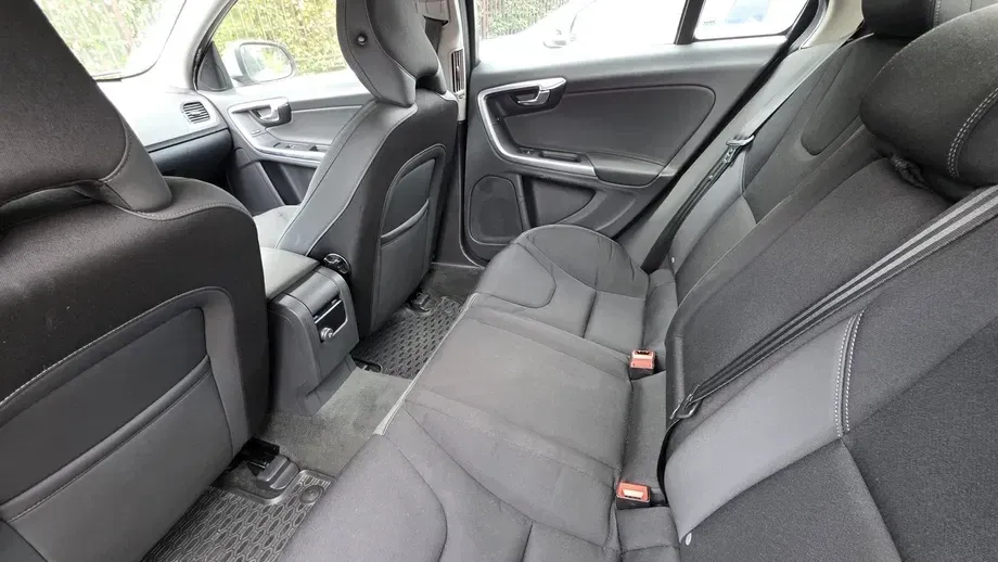 Volvo S60 II DRIVe Start-Stop Basic — imagine 5