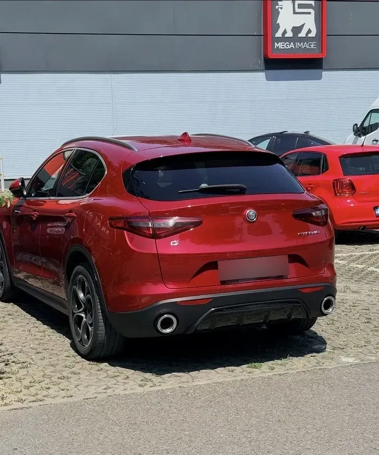 Alfa Romeo Stelvio 2.0 Turbo 16V AT8-Q4 Lusso Ti — imagine 2
