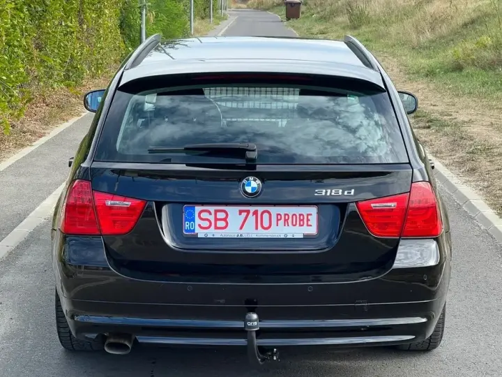 BMW Seria 3 318d