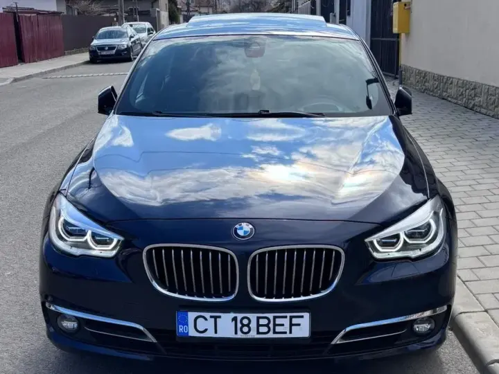 BMW Seria 5 520d Aut. Luxury Line