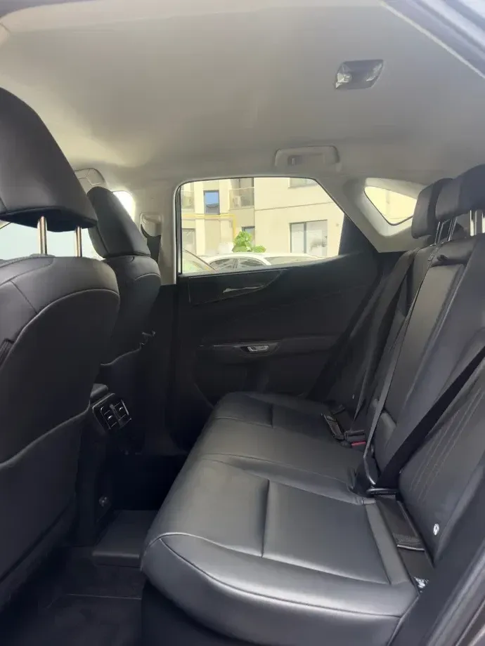 Lexus NX II 450h+ E-FOUR Luxury-Paket — imagine 6