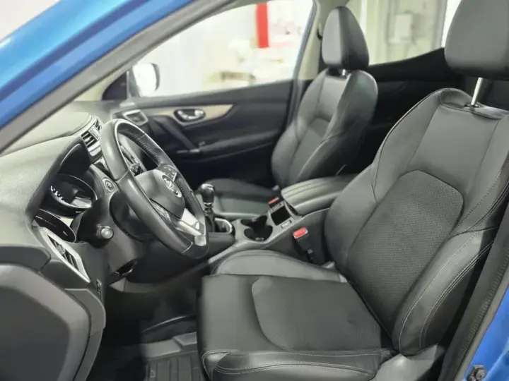 Nissan Qashqai II 1.7D 150CP ALL MODE 4X4-I Tekna Bose