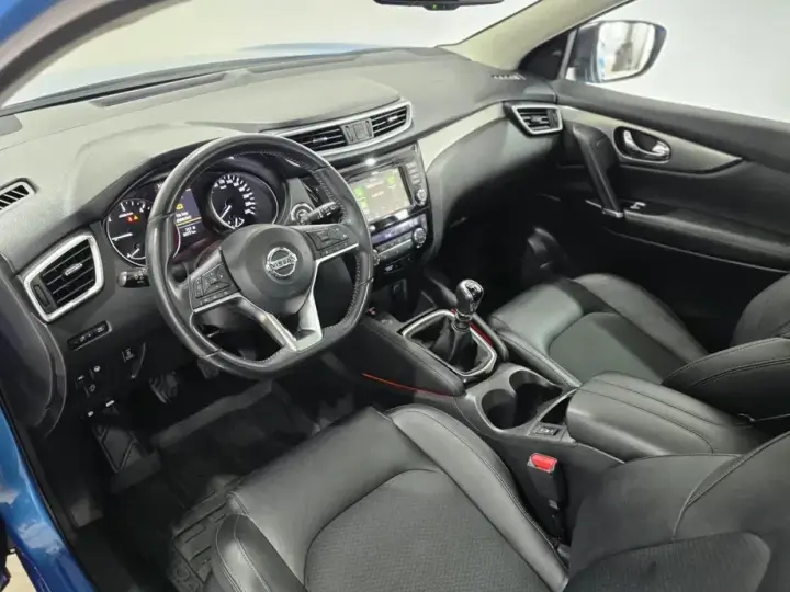 Nissan Qashqai II 1.7D 150CP ALL MODE 4X4-I Tekna Bose