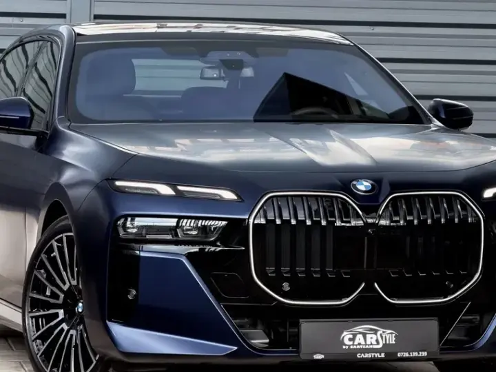 BMW Seria 7 G70