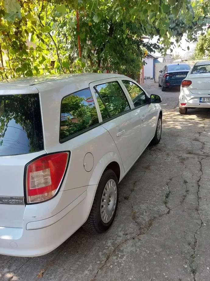 Opel Astra H 1.7 CDTI — imagine 3