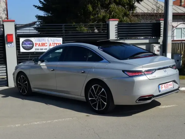 DS Automobiles DS 9