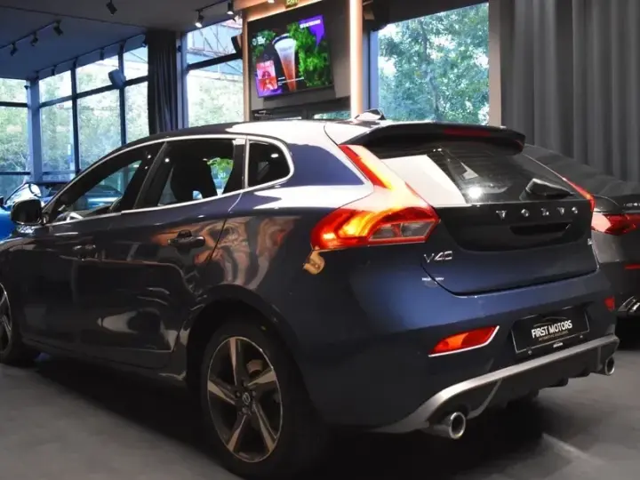 Volvo V40 D3 R-Design