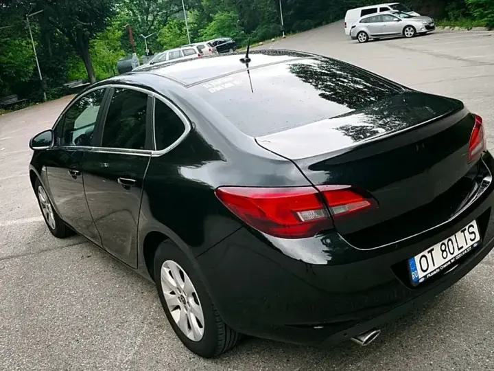 Opel Astra J 1.4 ECOTEC Turbo Start/Stop Essentia