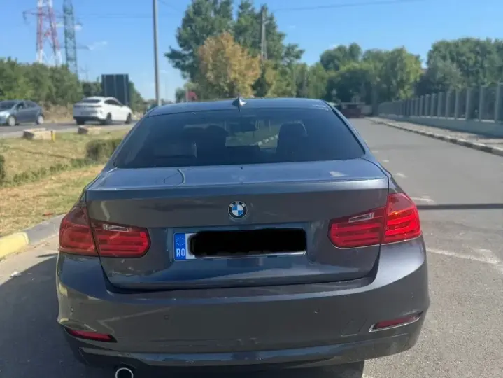BMW Seria 3 F30/F31/F34 [2011 - 2019] 320d Efficient Dynamic Edition Aut.