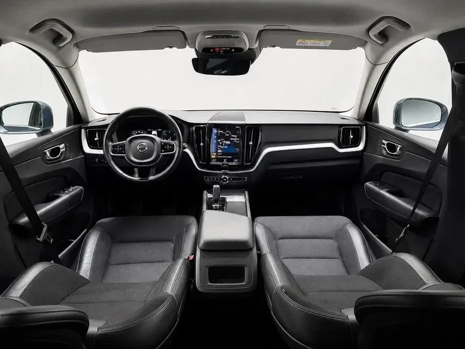 Volvo XC 60 II B4 MHEV Momentum — imagine 5