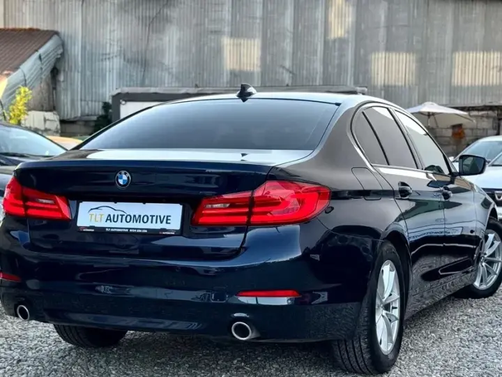 BMW Seria 5 G30/G31 518d AT