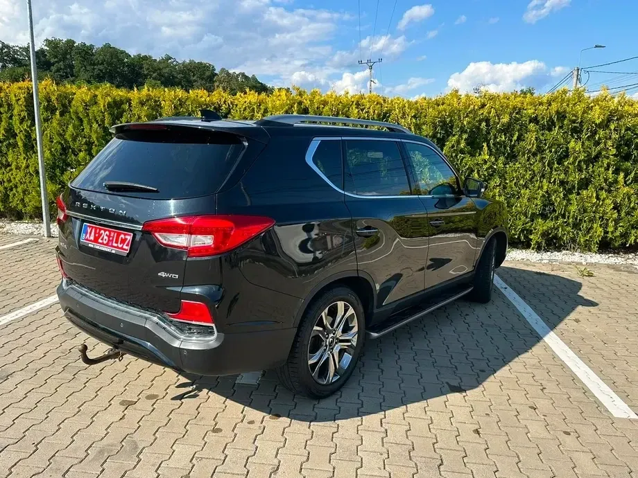 SsangYong REXTON 2.2 e-XDi 220 4WD Aut. Sapphire — imagine 4